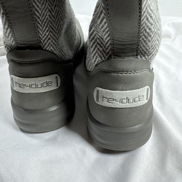 Hey Dude Women’s Robin Gray Pull-On Boots Sz 10/EU 41 Slip On Adjustable EUC - Picture 5 of 8